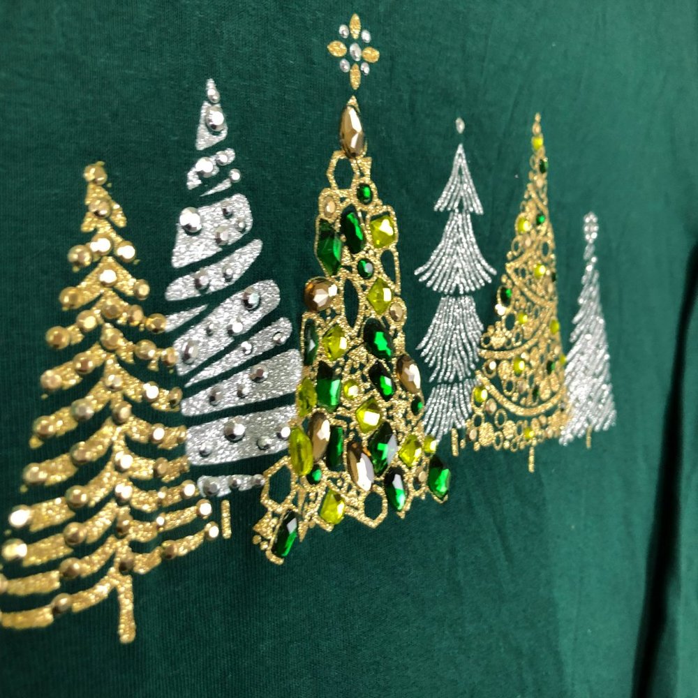 Karen Scott Christmas Holiday Top Size 2X Green 3/4 Sleeve Embellished Jeweled - Picture 2 of 7